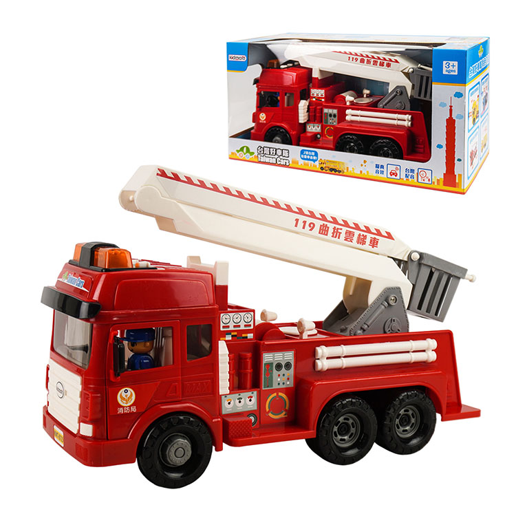 ST台灣配音大型紅色消防噴水雲梯車(雲梯可升高)(車門開附人偶)(品質佳超會跑)